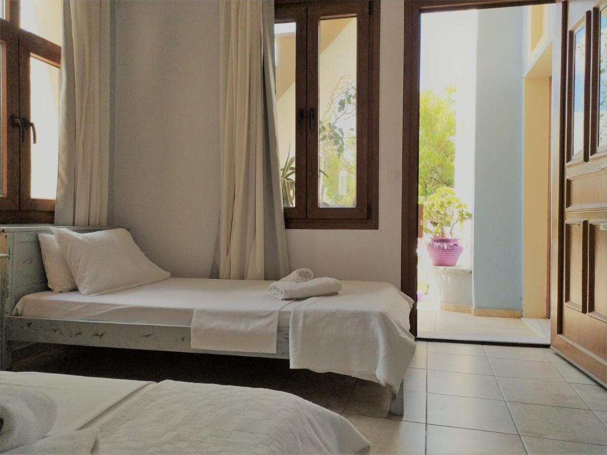 Pallada Rooms Tinos Exterior foto