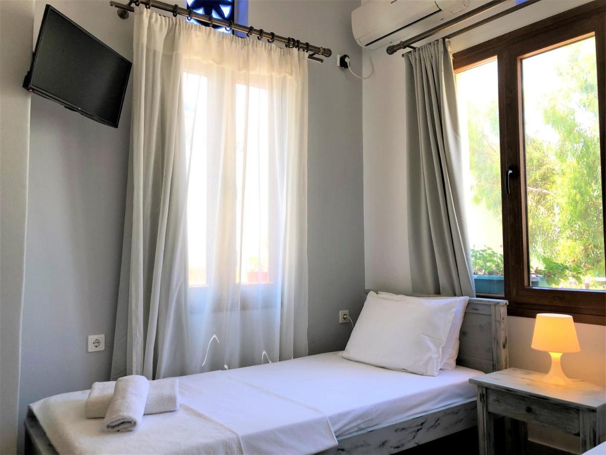 Pallada Rooms Tinos Exterior foto